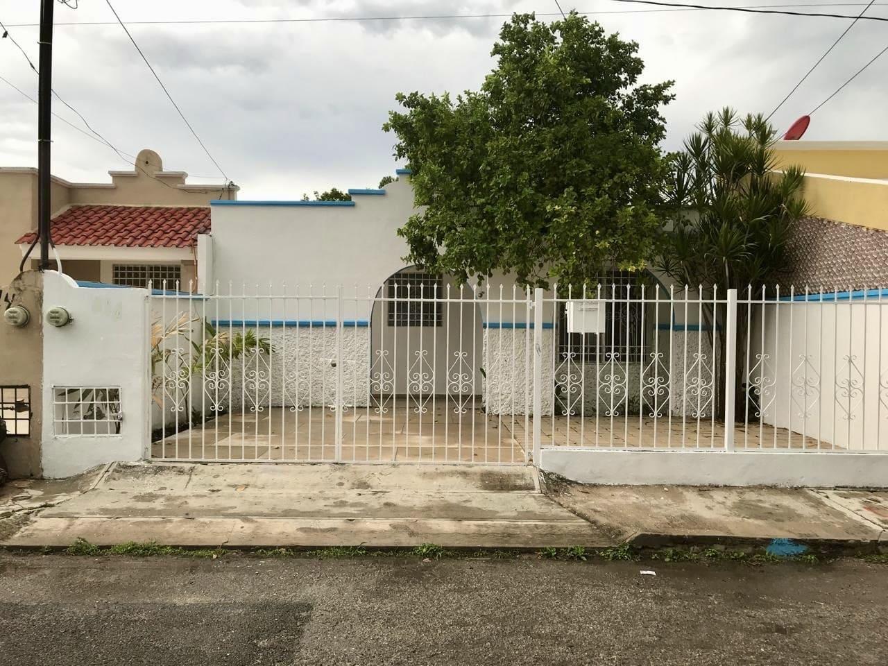 Casa de 2 recámaras en venta, se aceptan créditos INFONAVIT y FOVISSSTE.