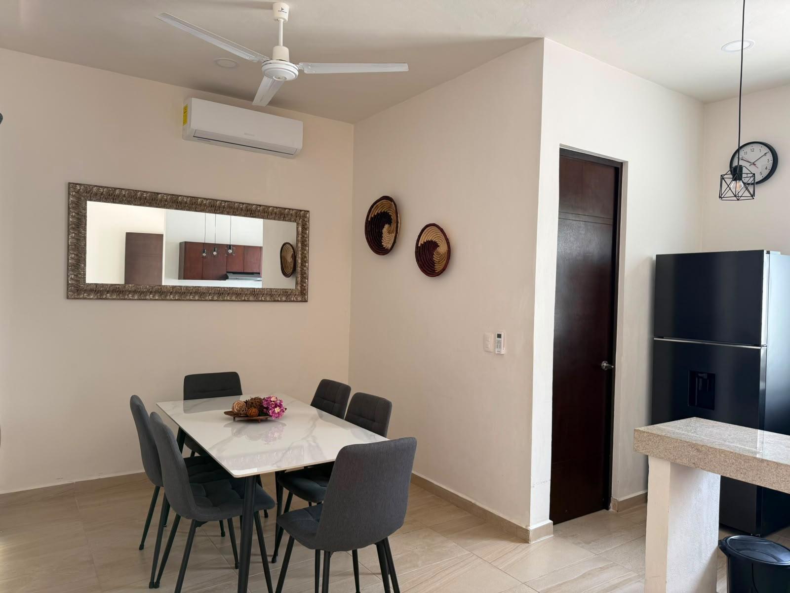 Departamento en PLANTA BAJA, de 2 recámaras, amueblado, en Temozón.