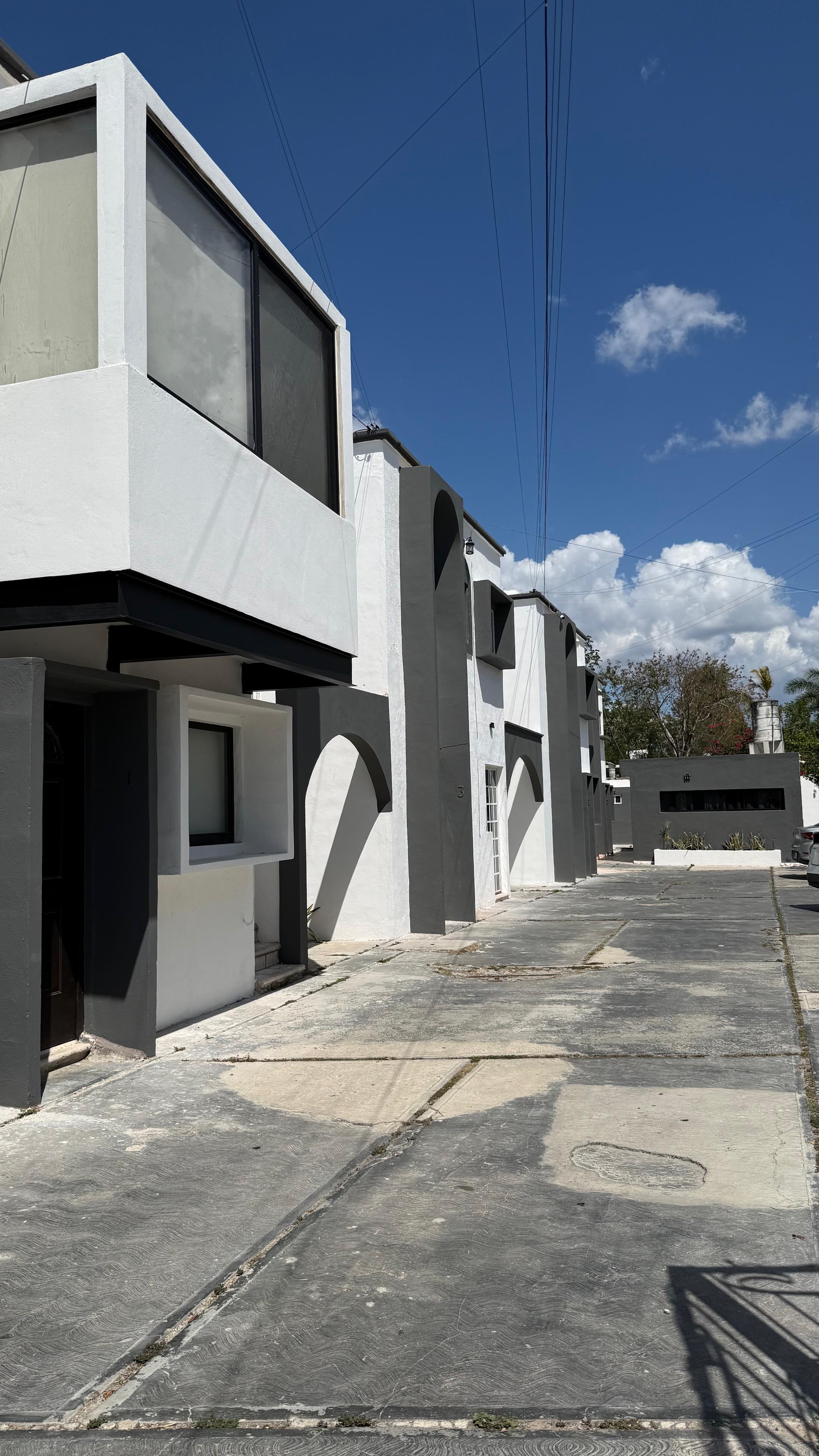 Loft amueblado, con servicios incluidos, a 1 cuadra de Av. Cámara de comercio, SIN AVAL NI DOBLE DEPÓSITO.