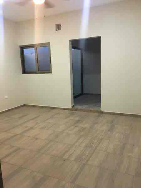 Estudio recién construido con detalles