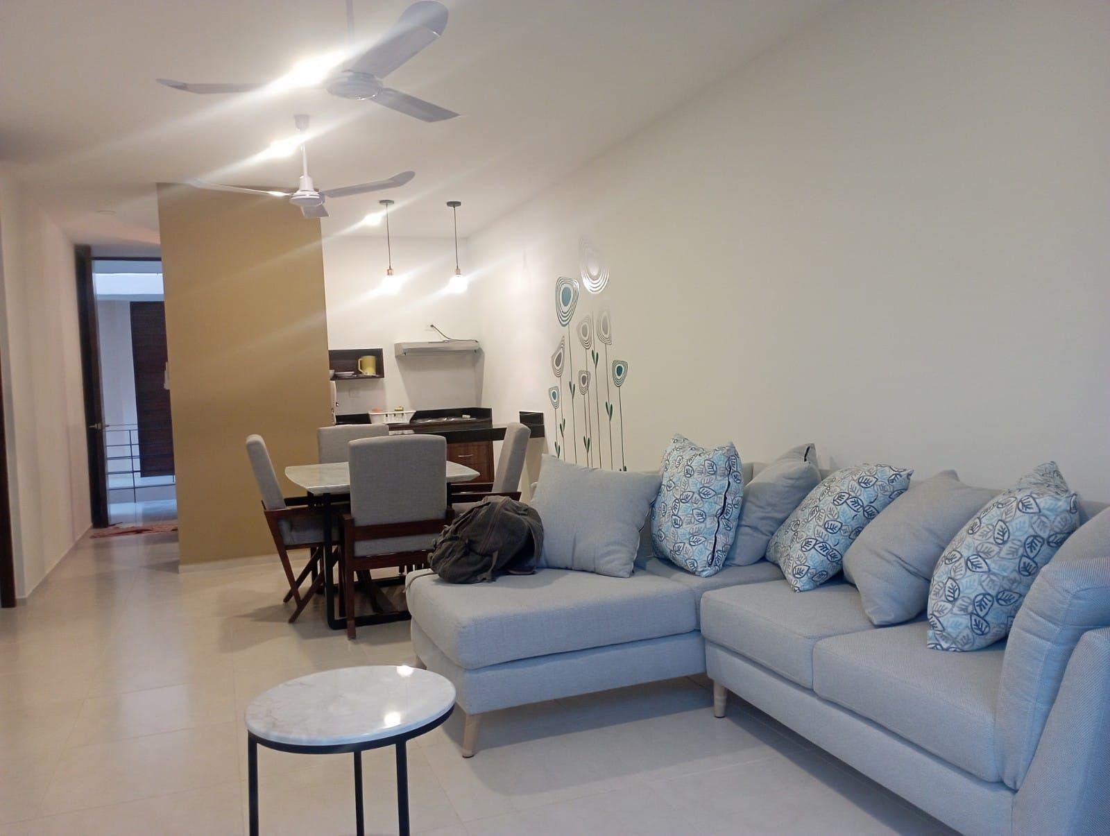 Departamento de 1 recámara, amueblado, en privada en zona norte.
