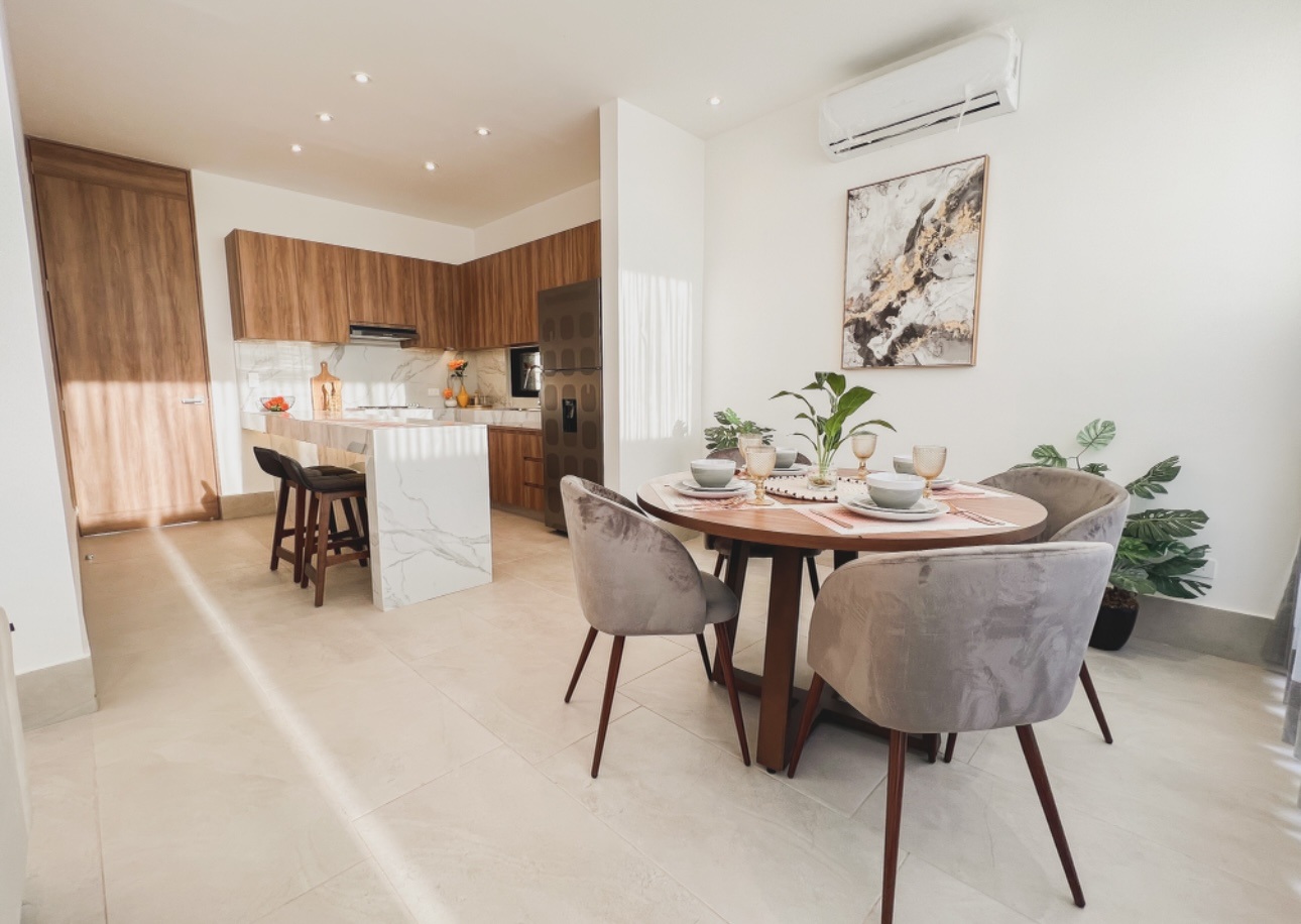 Departamento en Planta Baja, con piscina privada, en complejo con amenidades.
