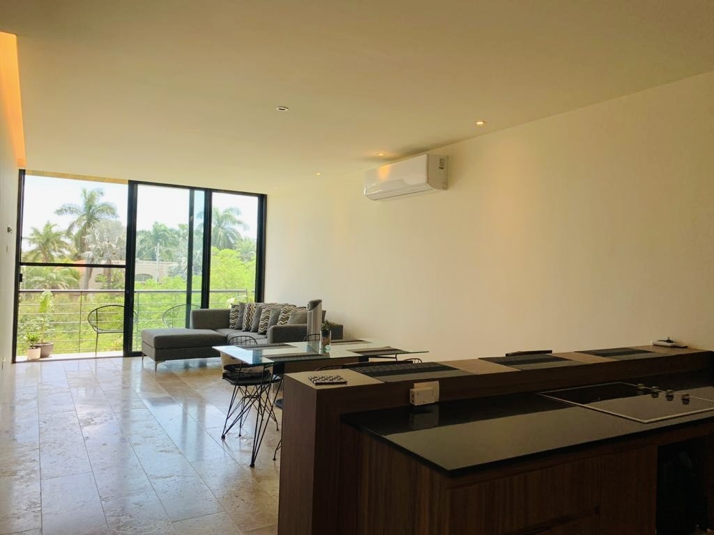 Departamento amueblado, en torre con amenidades.