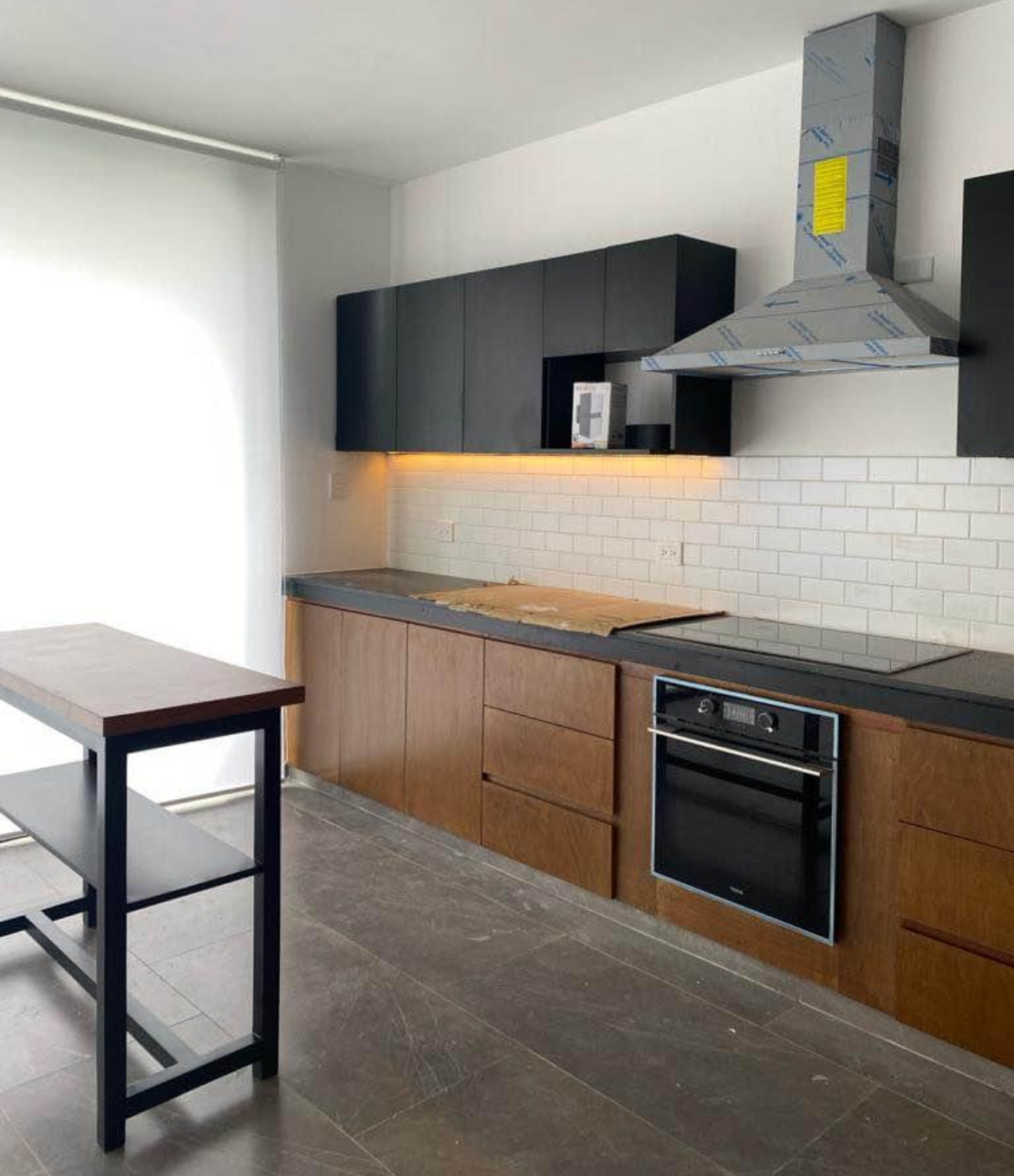 Townhouse de 3 recámaras, sin amueblar, en Arcadia, con amenidades.