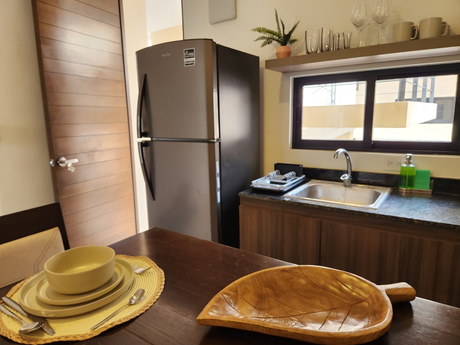 Departamento de 1 recámara, amueblado, en privada.