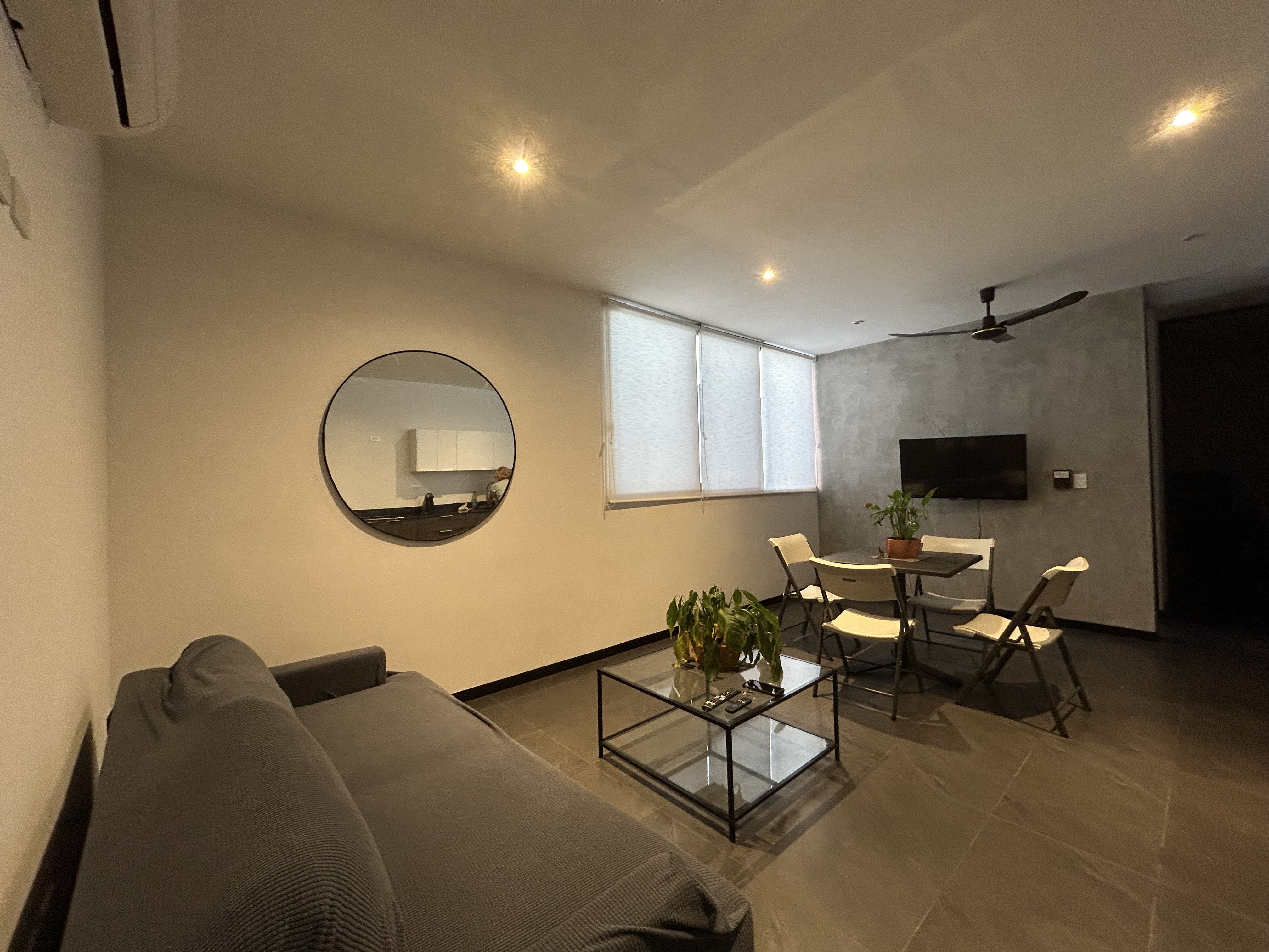 Departamento de 1 recámara, amueblado, en privada.