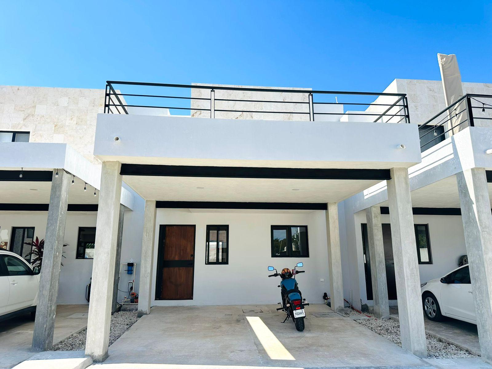 Townhouse amueblado, con jacuzzi, dentro de privada.