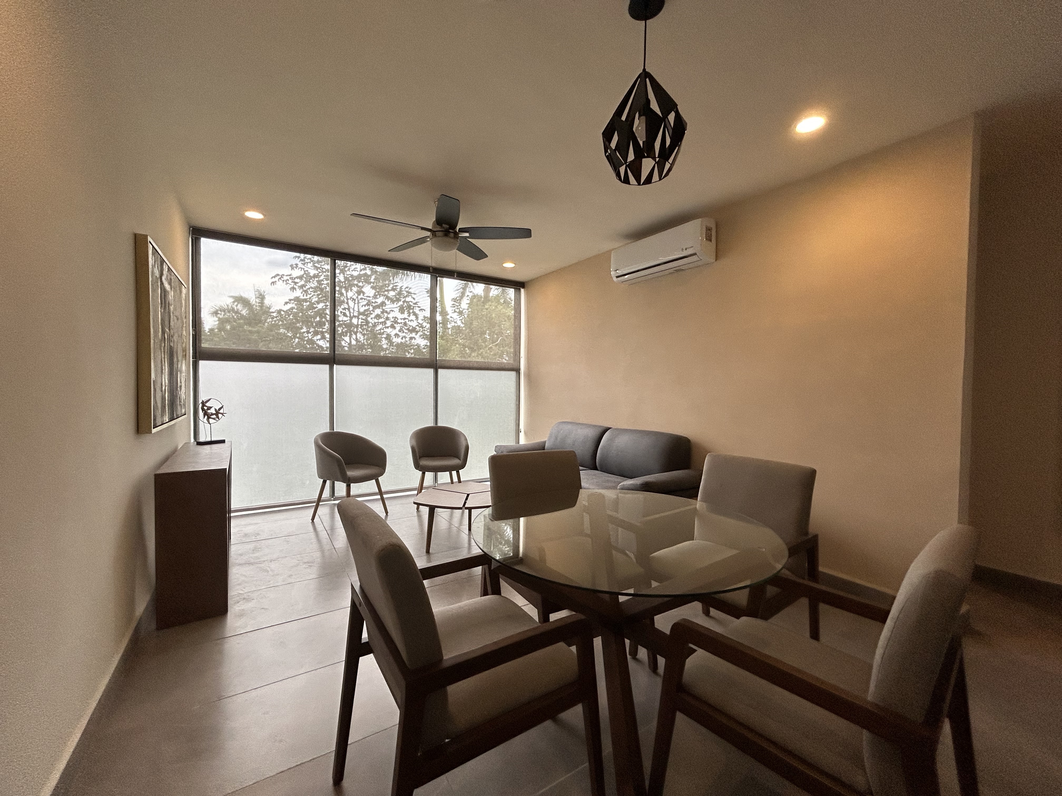 Departamento de 2 recámaras, amueblado, en privada.