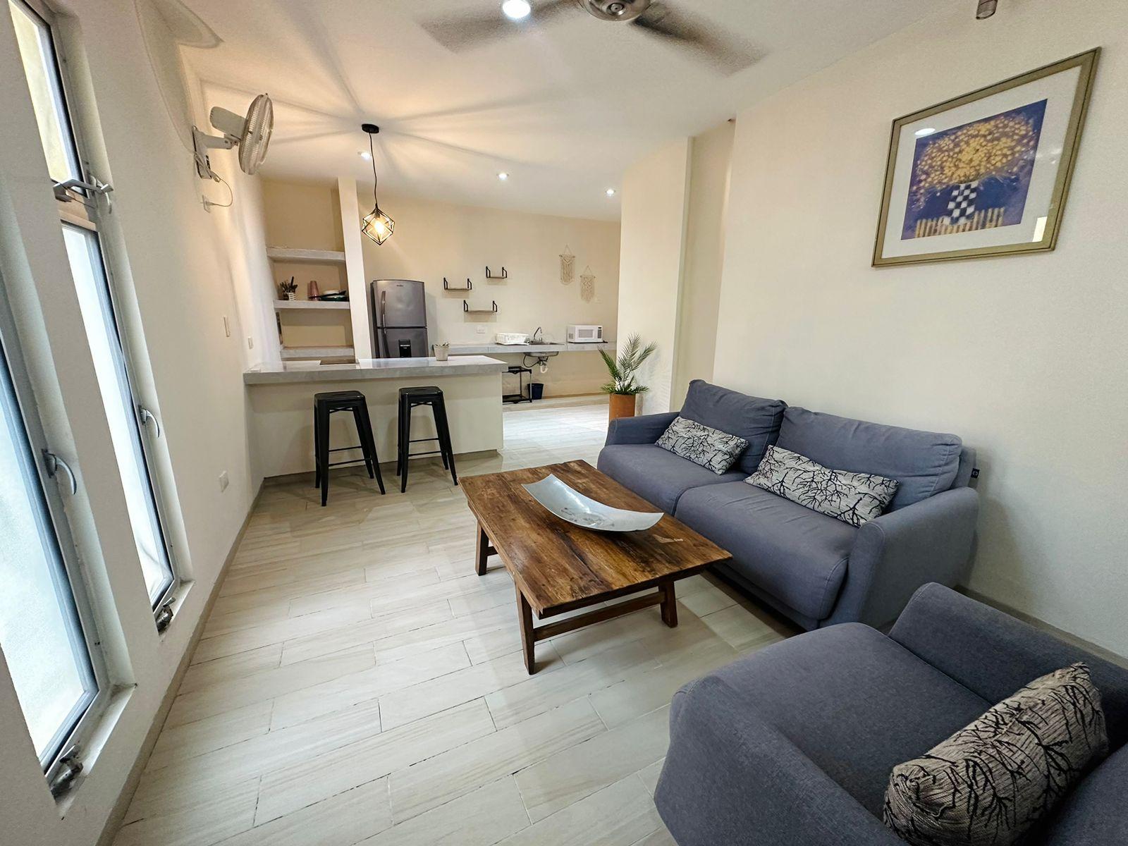 Departamento amueblado, de 1 recámara, en PB, cerca de Carretera Progreso.