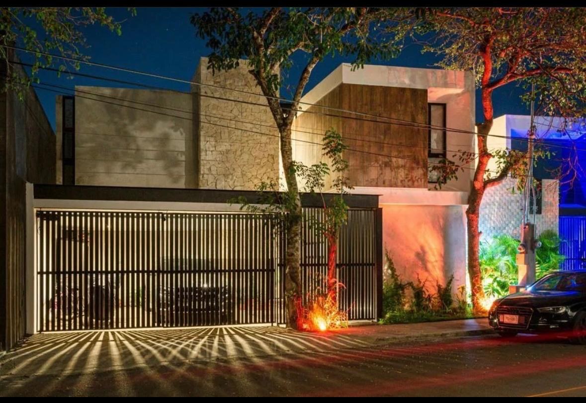 Casa completamente amueblada, con paneles solares.
