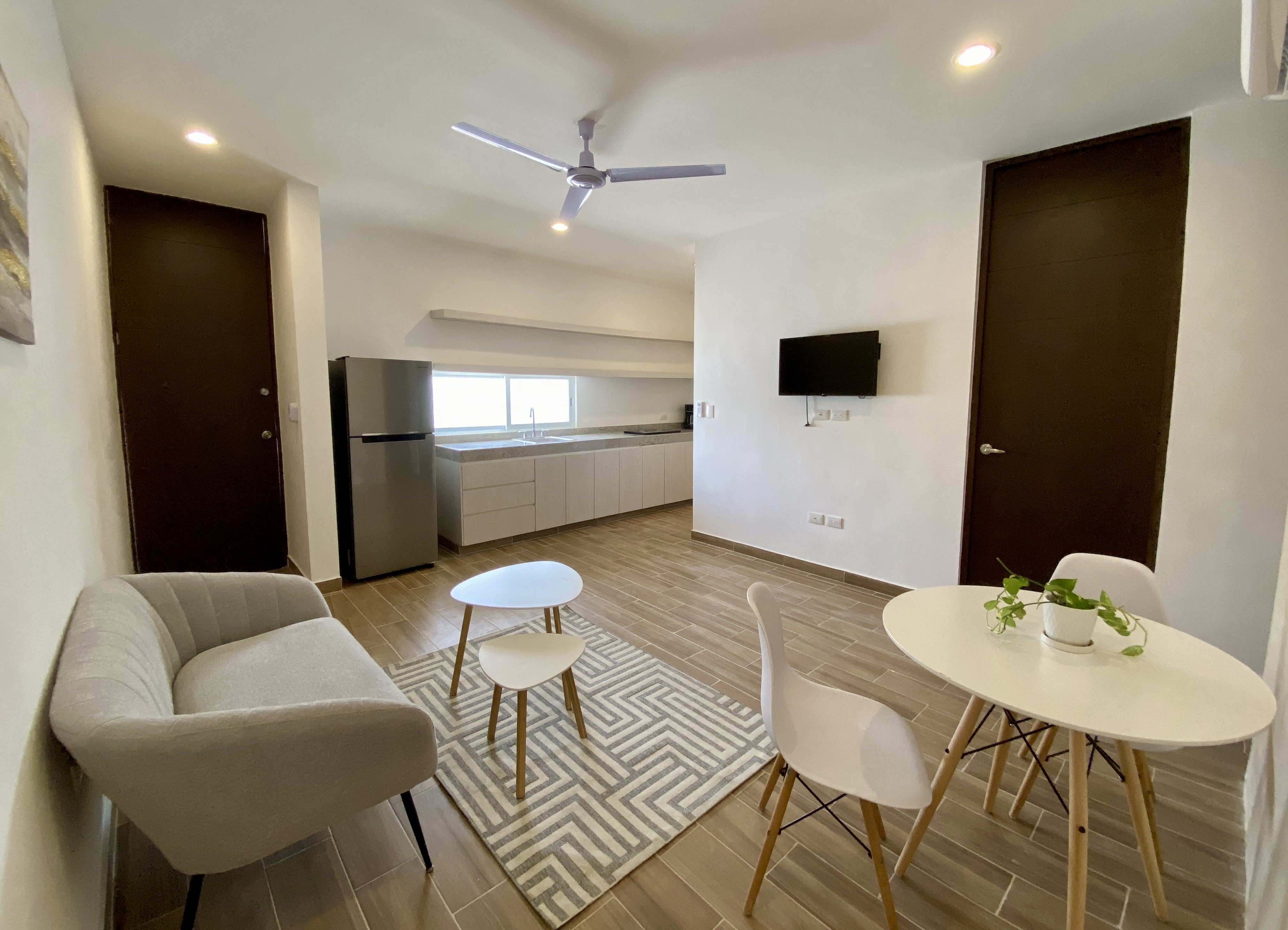 Departamento amueblado, de 1 recámara, ubicado en Dzitya, con servicios incluidos.