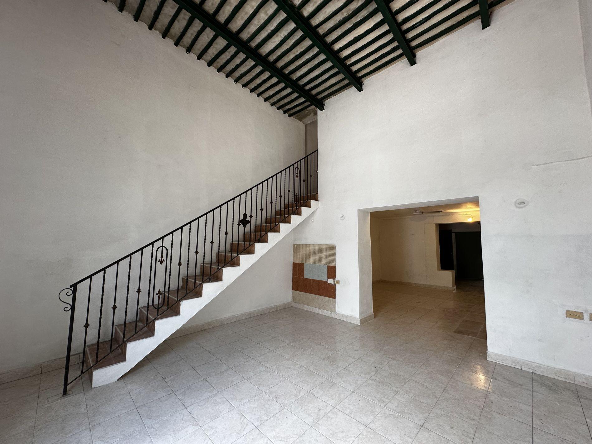 Casa en el centro de Mérida, a tan solo 8 cuadras de la catedral y a 3 del Mercado San Benito.