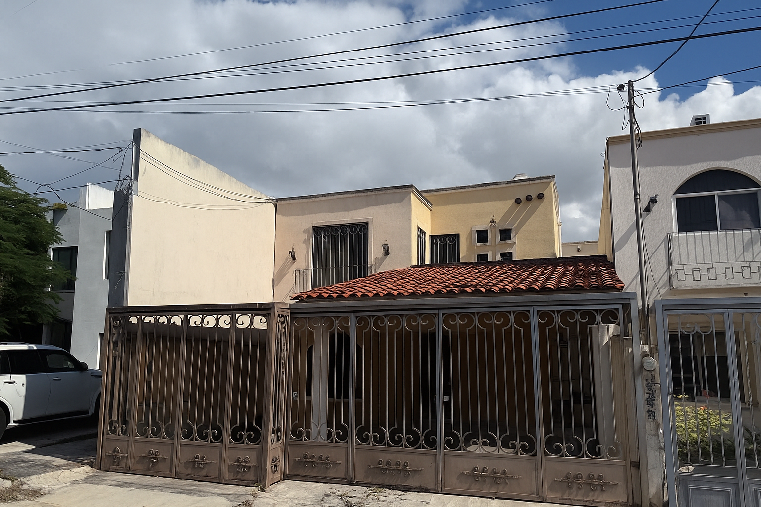 Casa para oficina o consultorio con gran ubicación.