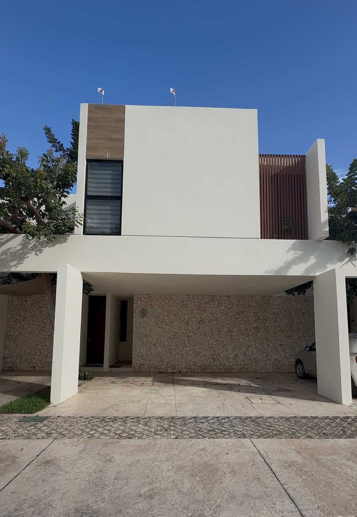 Townhouse de 2 recámaras, amueblado, dentro de privada en Montebello.