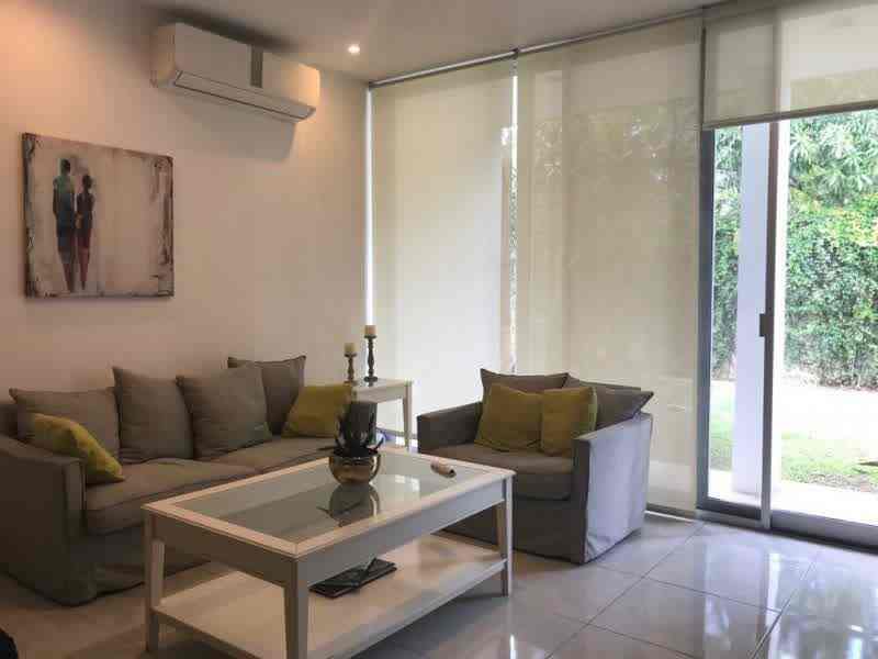 Hermoso Loft amueblado, en privada con alberca y area comun
