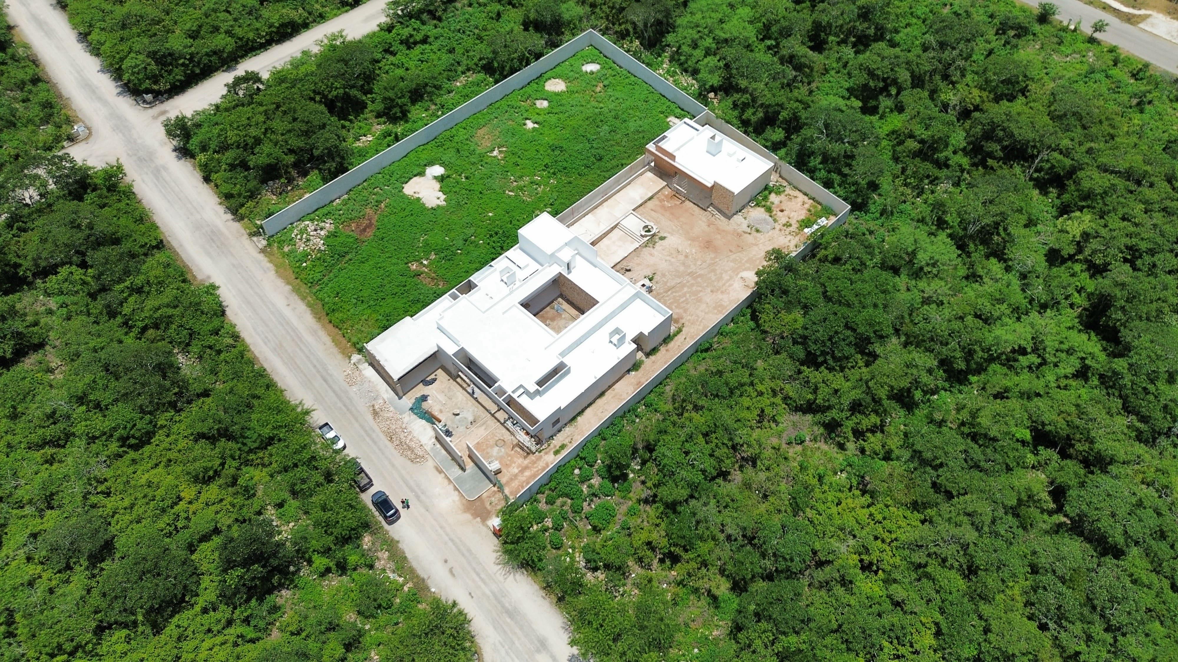 Espectacular residencia de 1 planta en preventa, en Chicxulub, Quintas Baspul.