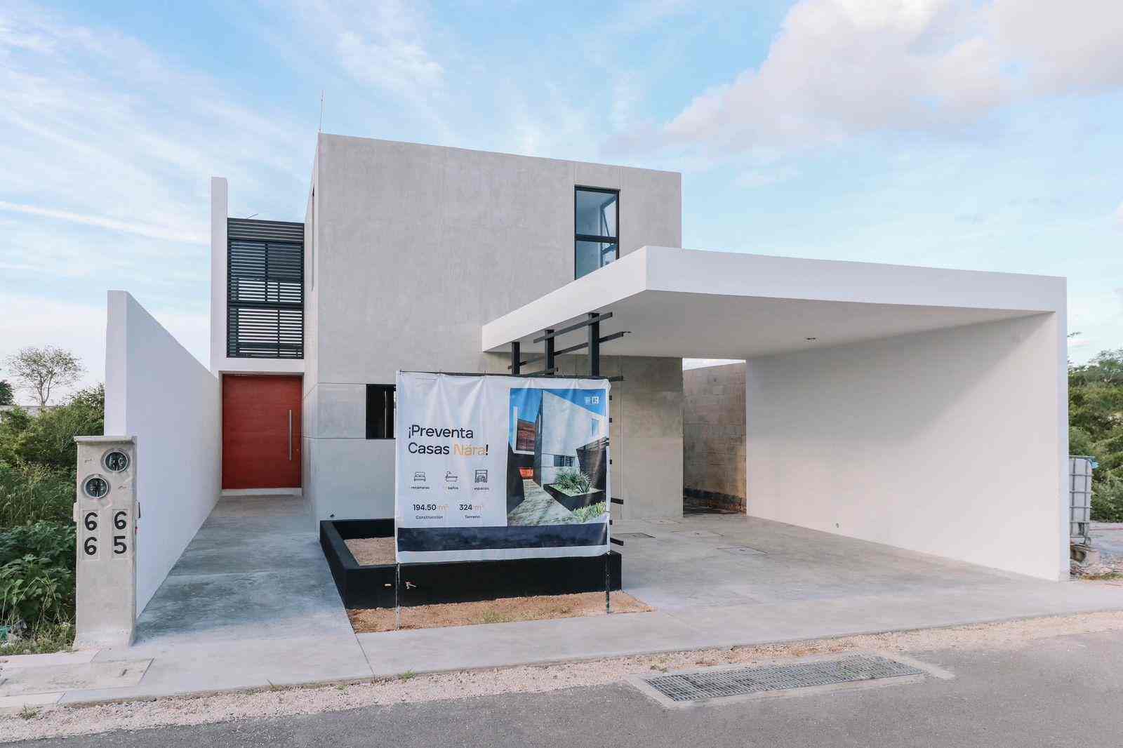 En venta casa en privada con amenidades, al norte de Mérida (MOD NARA)