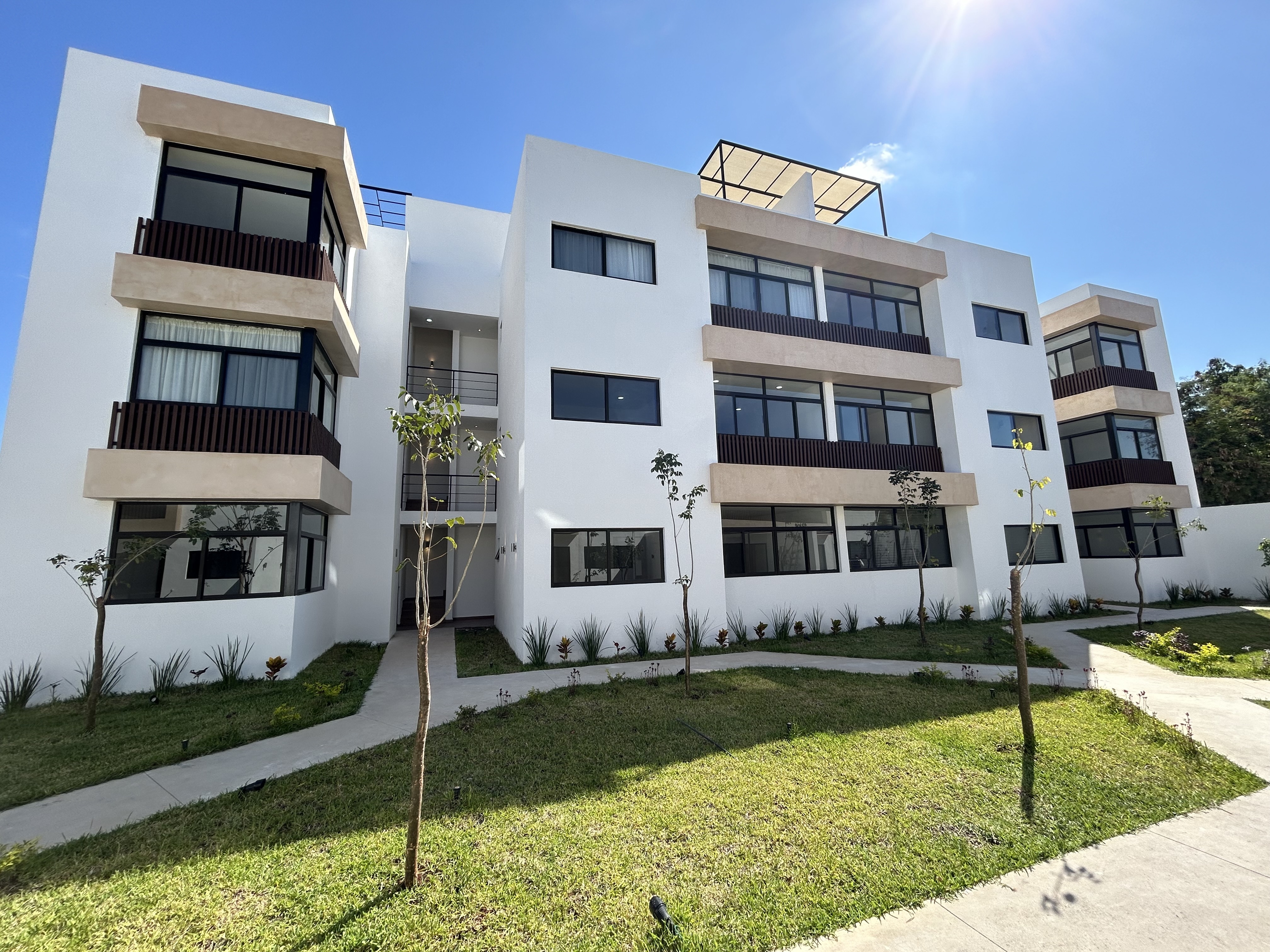 Departamentos de 2 habitaciones, en privada con amenidades, listo para entrega.