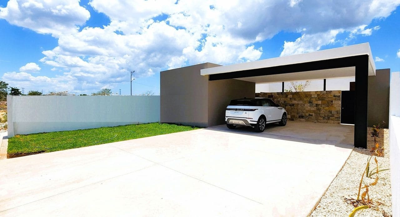 Casa de 1 planta con piscina, dentro de privada residencial en Dzitya.